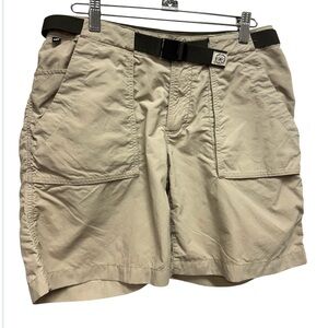 Outdoor Research Women’s Small
Beige Cargo Shorts with Belt